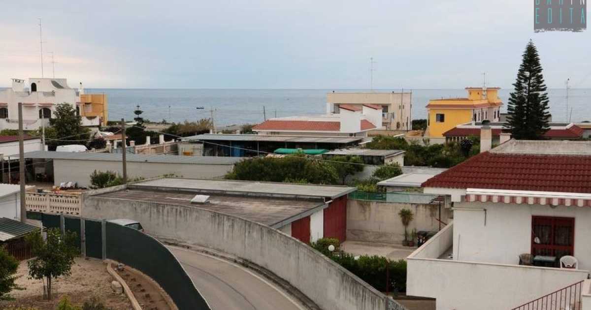 Ville, rimessaggi e lidi: quella zona "privata e senza nome" stretta tra Fesca e Palese